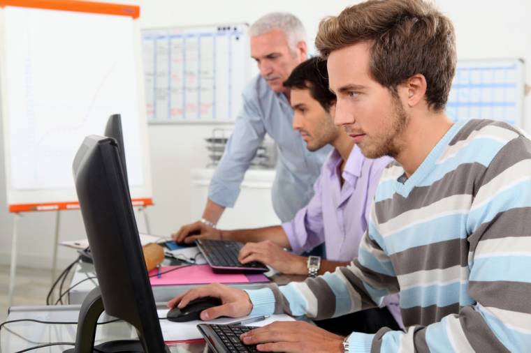 Munkahelyteremtés fiataloknak: csak ígéret a támogatás