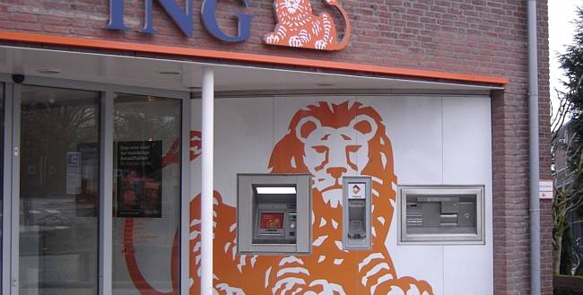 Kormányválság: adóügyi kísérletezéstől tart az ING