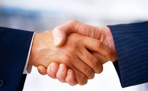 Kormánytámogatás a magyar–magyar kapcsolatok elmélyítésére