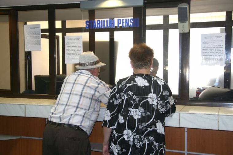 Kitart a kormány a tb-csökkentés mellett