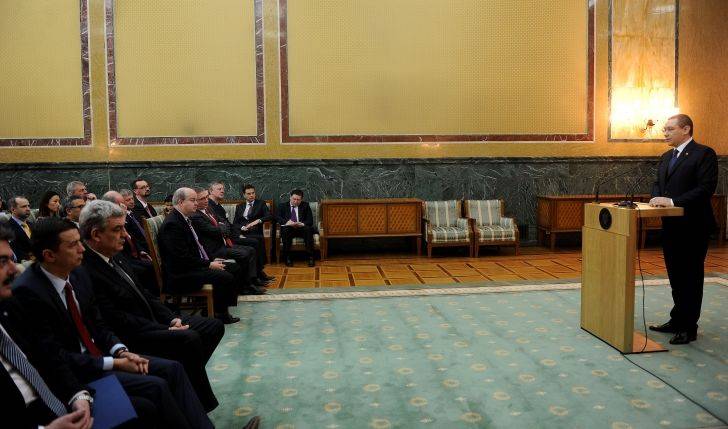 Stabilitást és áfacsökkentést ígért Ponta a brit befektetőknek