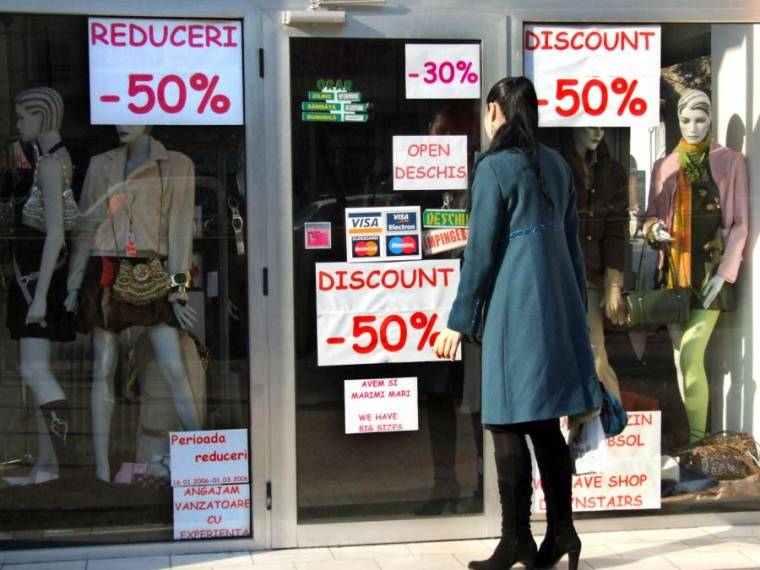 Leárazások következnek: január közepétől kevesebbe kerül a ruhanemű