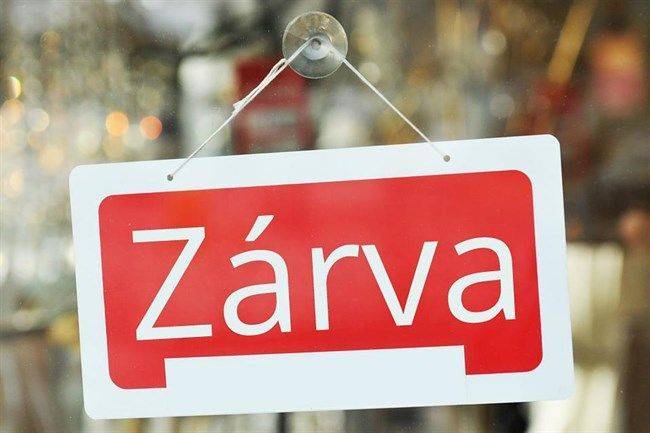 Vasárnapi zárva tartást szorgalmaz két liberális honatya