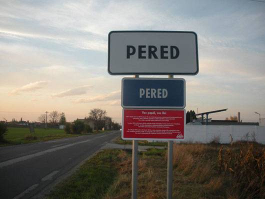 Tesedíkovó helyett Pered