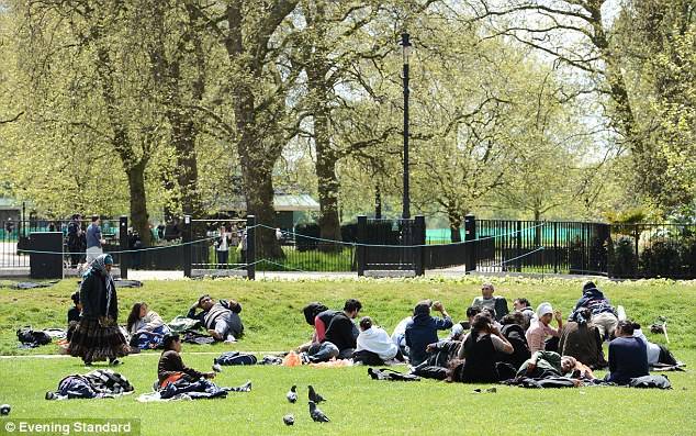 Egyre jobban tartanak a románoktól