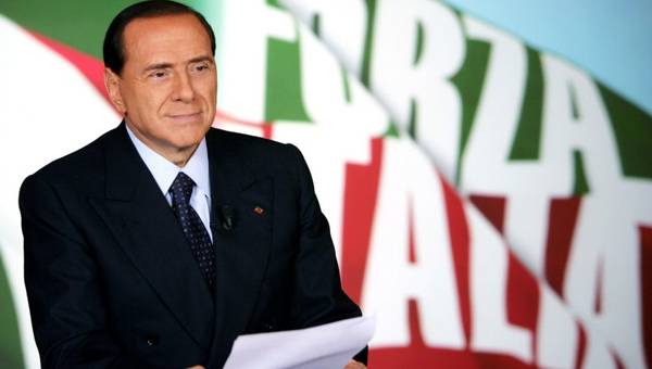 Megkezdte kampányát Berlusconi régi-új pártja