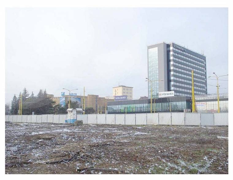 Követelik a kassai fal lebontását