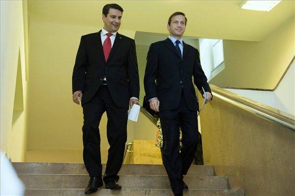 Nem lesz közös MSZP-Együtt kormányfőjelölt