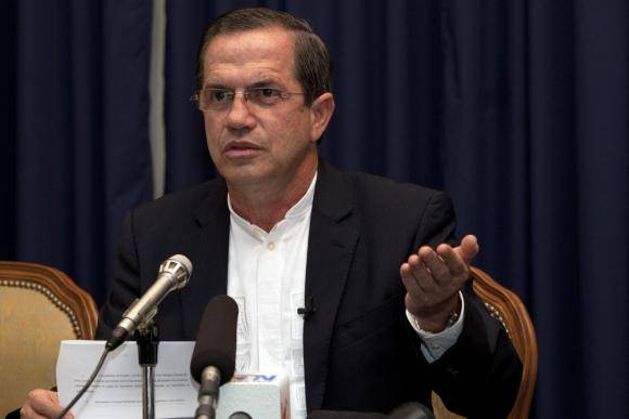 Snowden „bújócskázik” Washingtonnal