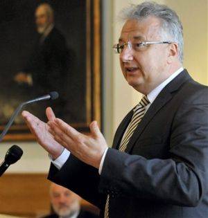 Semjén: kitartunk a Székelyföld mellett