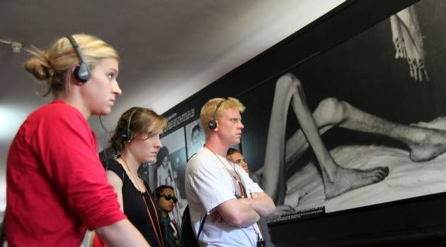 Az EB büntetendővé tenné az emberiesség ellen bűnök tagadását