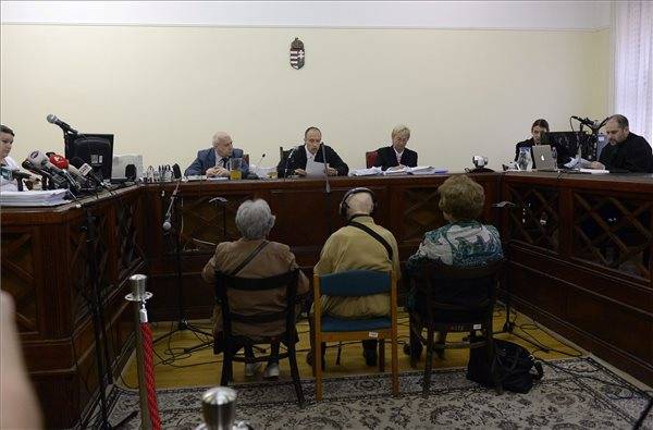 Öt és fél év börtönt kapott Biszku Béla