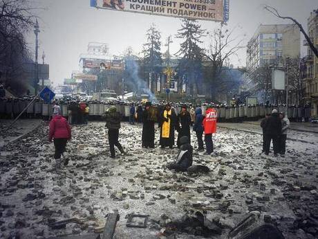 Életbe léptek a kijevi zavargásokat kiprovokáló törvények