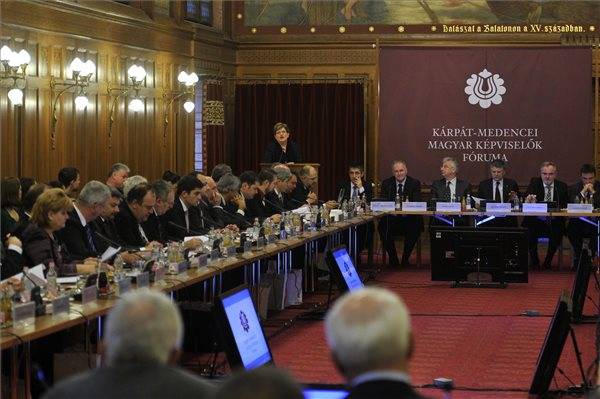 A KMKF is elítéli az erdélyi magyarokat ért jogsértéseket