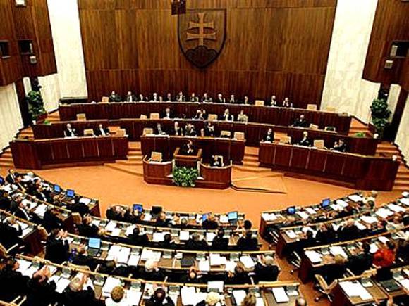 Pozsony: marad az állampolgársági törvény