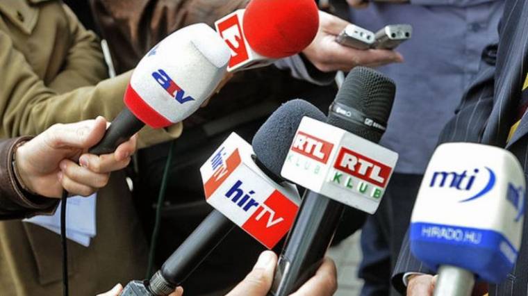 Tiltakozik a magyar sajtó a reklámadó ellen