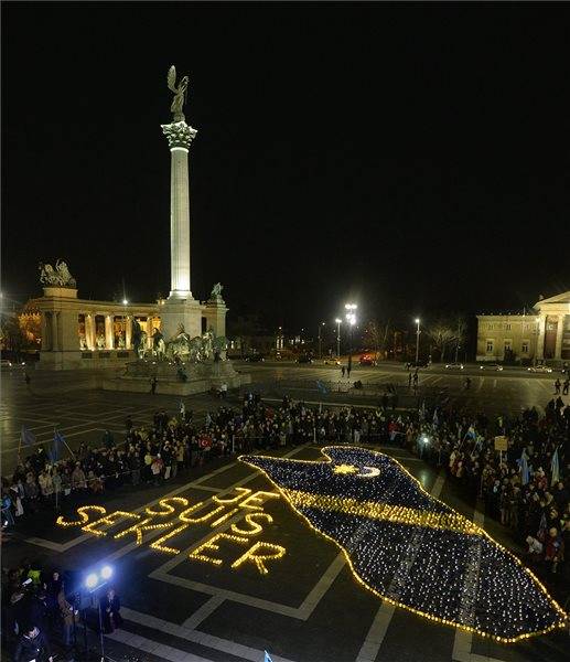 Je suis Sekler – Megemlékezés Budapesten