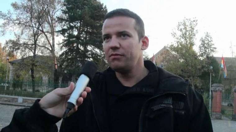 Nem engedték be Toroczkait Romániába