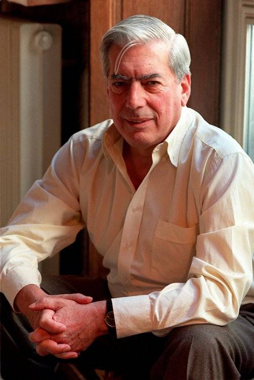 Kolozsvárra látogat Vargas Llosa