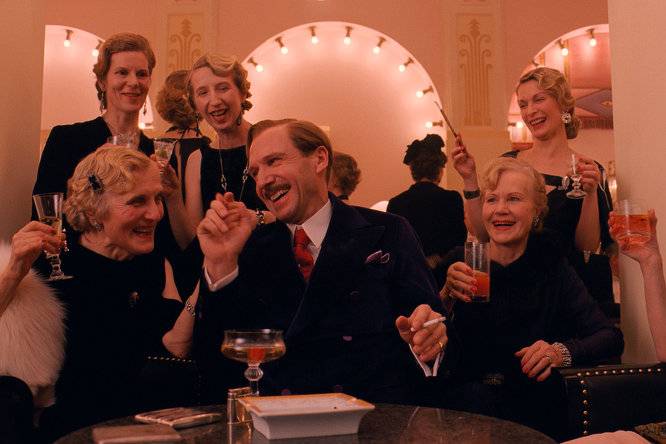 Közelkép: A Grand Budapest Hotel – Melankolikus történet egy letűnt világról