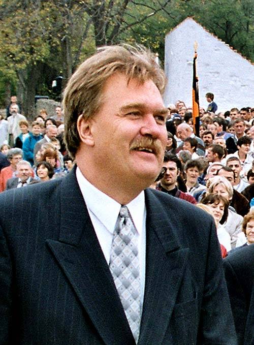 Cseri Miklós felel a magyar kultúráért