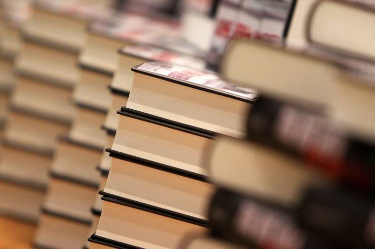 Nem drágítják a kultúrát: marad az eddigi bélyegilleték