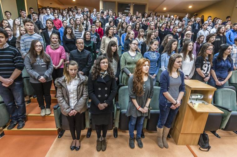 Kölcsey és Vörösmarty a neten – Együtt szavalt a nemzet