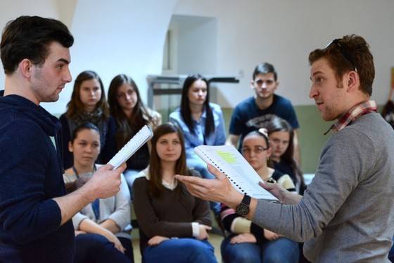 Osztálytermi előadást mutattak be Szatmáron