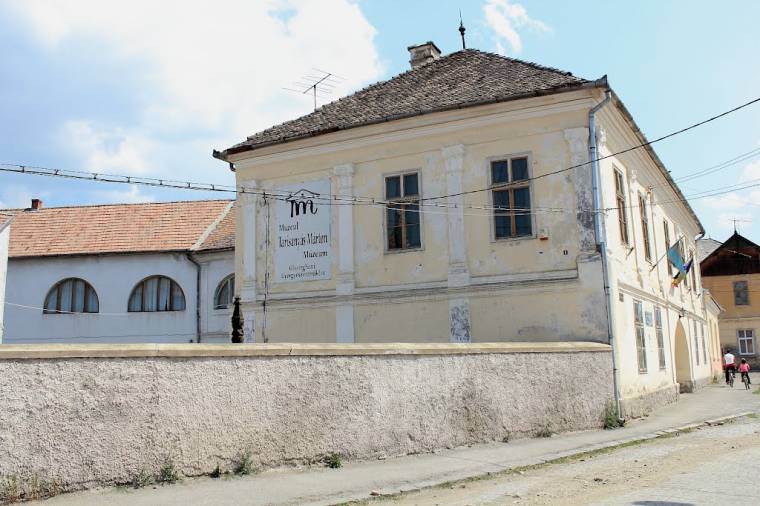 Fényképeket gyűjt a gyergyói múzeum