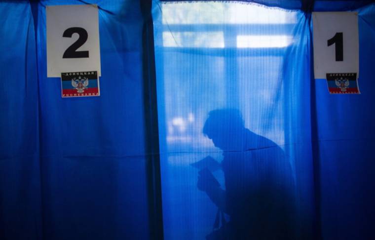 Vitatott ukrajnai referendumok