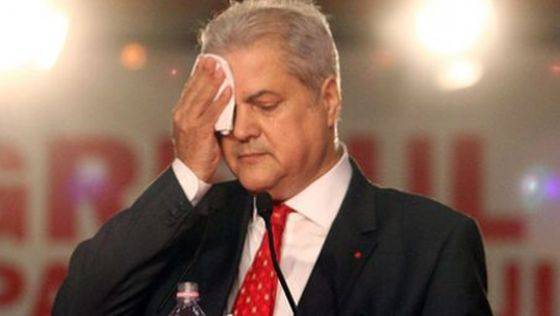 Négy évet kapott Adrian Năstase