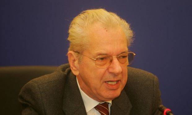 Nem lesz alkotmánybíró Lucian Bolcaş