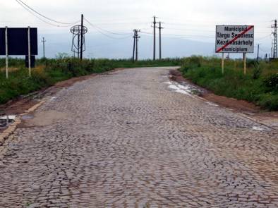 Bankkölcsönből aszfaltoznak Háromszéken