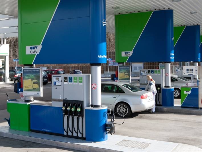 Beszólt Băsescu az osztrák OMV-nek