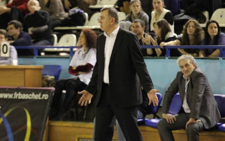 Edző nélkül maradhat a Kolozsvári U-BT Mobitelco