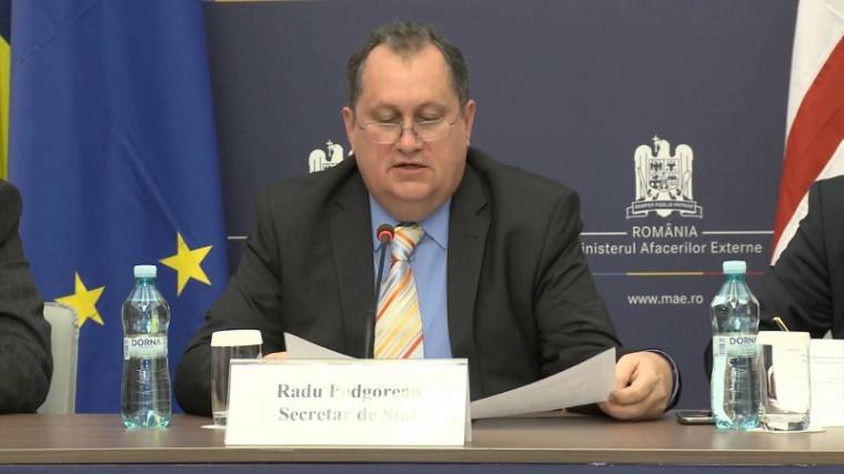 Bukarest bocsánatkérésre szólítja fel Budapestet Tőkés-ügyben