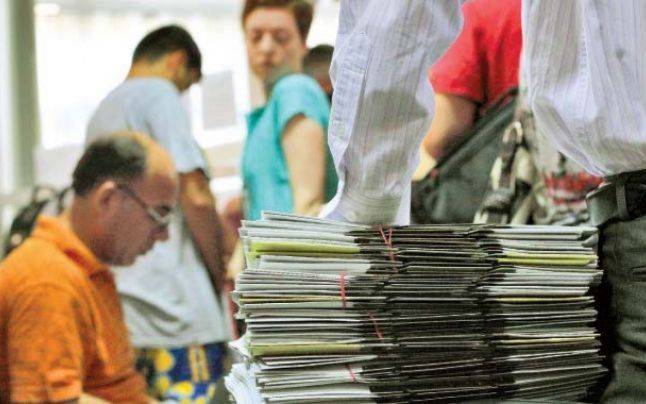 Hatmillió euró jogtalanul odaítélt szociális segélyekre