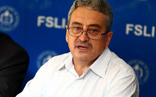 Késnek a tanügyi bérek