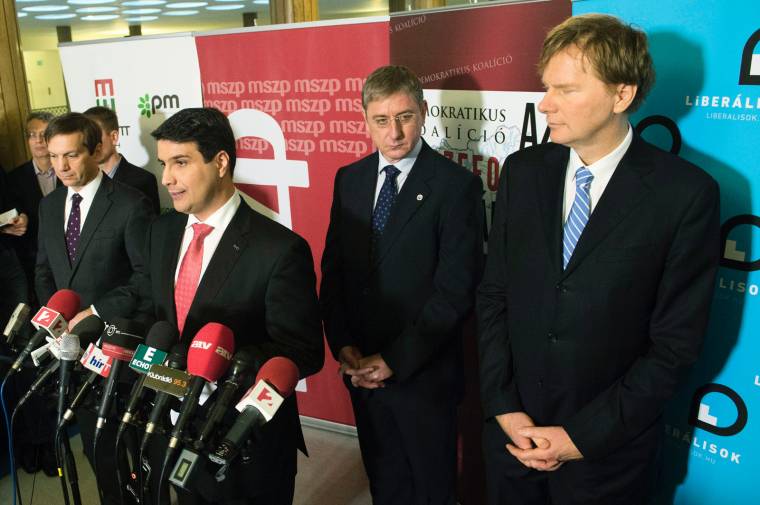 Létrejött a balliberális koalíció Budapesten