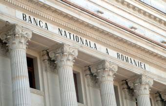 Nem csökken a jegybank alapkamata