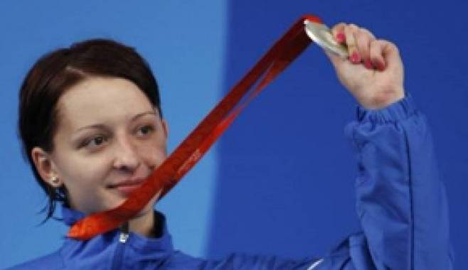 Román aranyérmek a zágrábi vívó-Eb-n