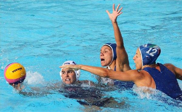 Keszthelyi és Bujka kilőtte az olaszokat