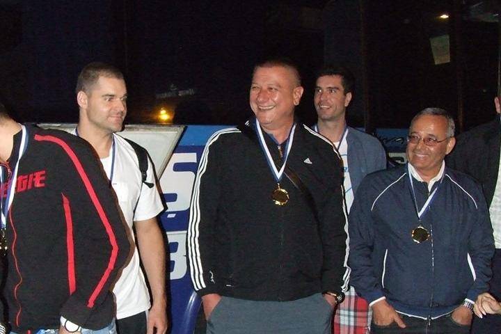 Csak a szurkolóktól kapott aranyat a Maros KK