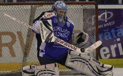 „Szárazon” erősítenek a csíkszeredai hokisok