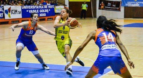 Karnyújtásnyira az aradi arany, bronzérmes a Szatmár