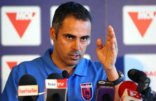 Beindul az európai futballüzem