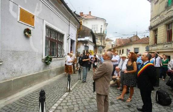 Emléktábla Paneth Farkasnak