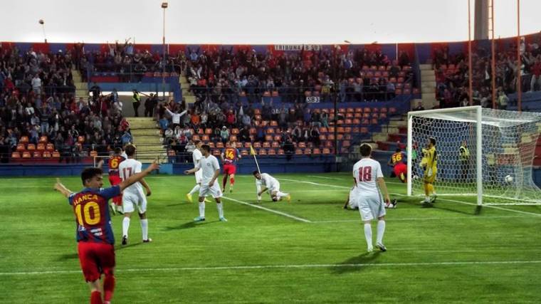 ASA: öt meccsből öt győzelem