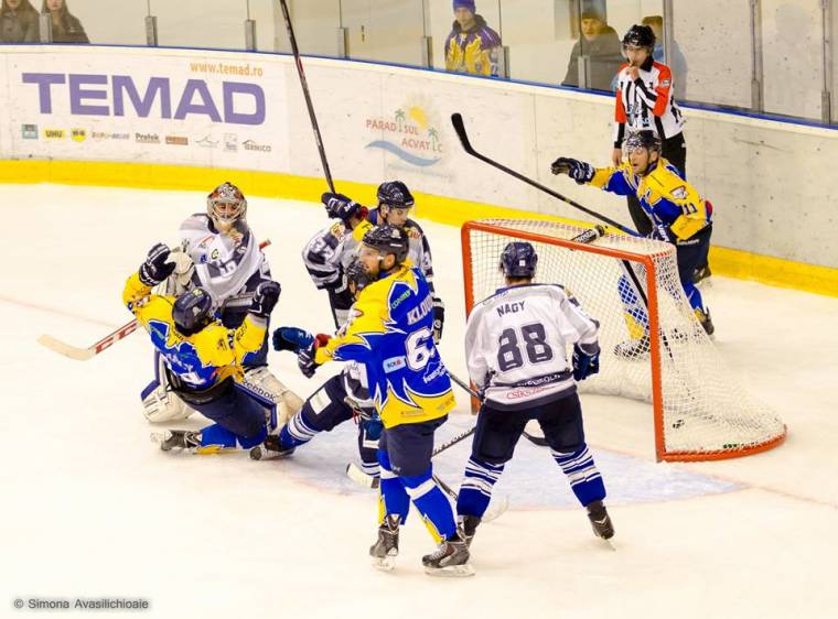 A Brassói Corona „behúzta” az erdélyi hokirangadót
