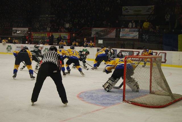 Mol Liga: még versenyben a Brassói Corona